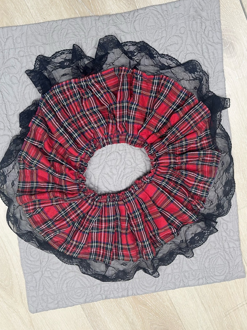 Vintage Leg Avenue Red Plaid Mini Skirt Black Lace pleated goth school girl XS - Picture 3 of 5